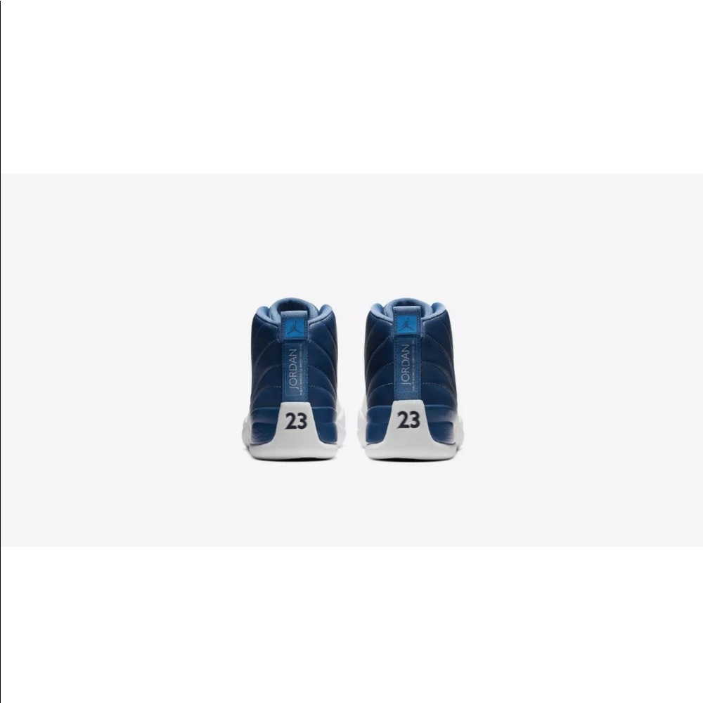 AIR JORDAN 12 retro - Picture 7 of 12